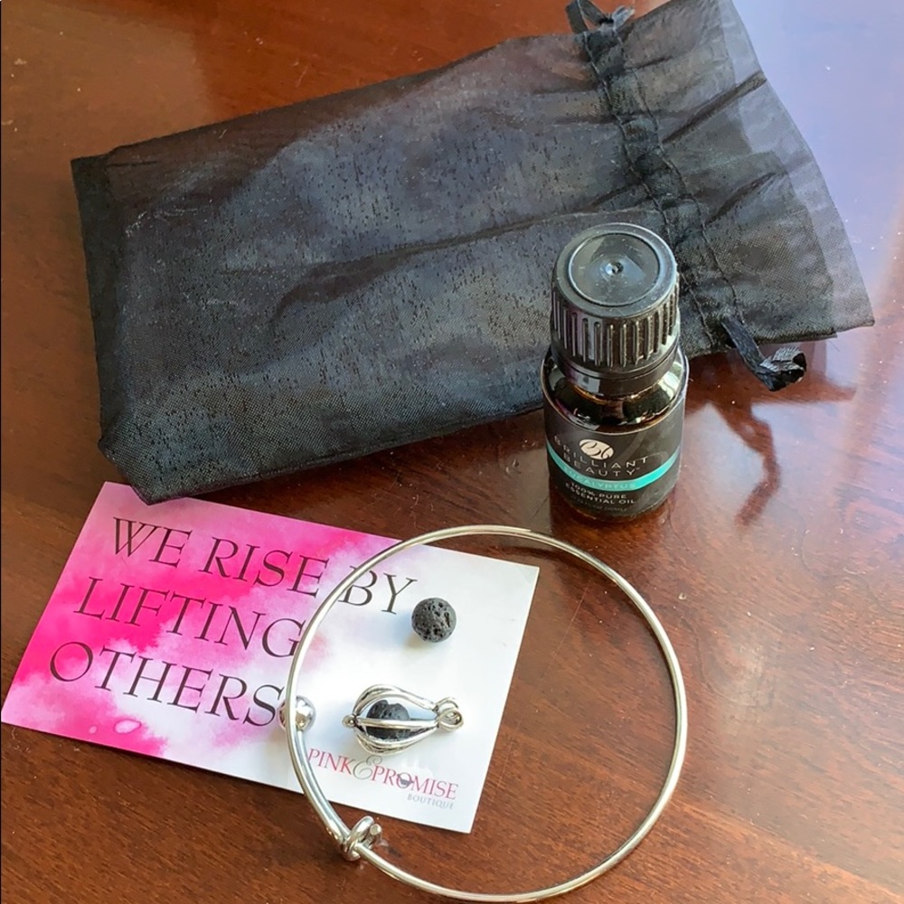 Aromatherapy bracelet gift set